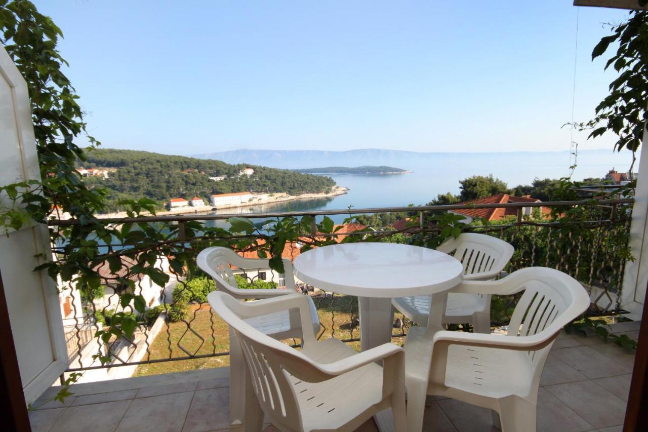 Apartments With A Parking Space Jelsa, Hvar - 8765 Єлса Екстер'єр фото