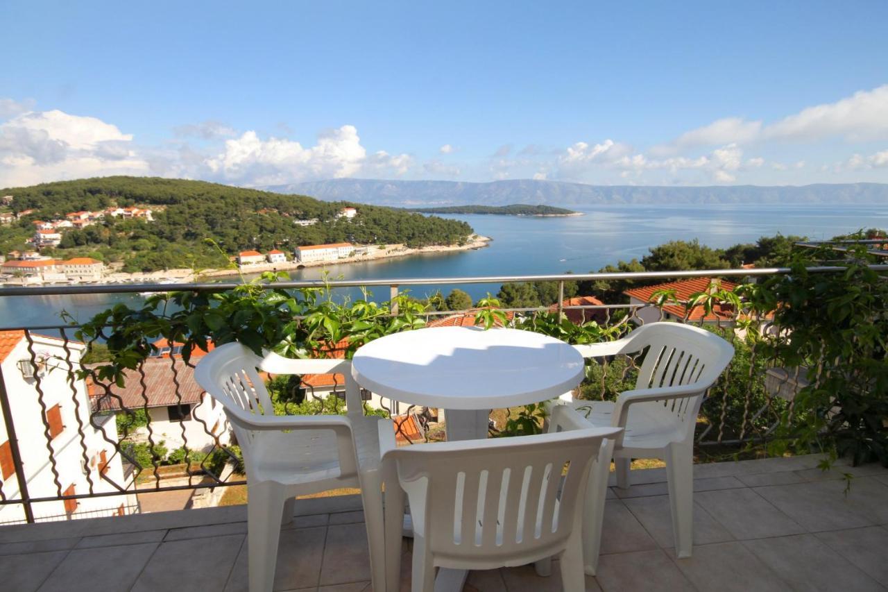 Apartments With A Parking Space Jelsa, Hvar - 8765 Єлса Екстер'єр фото