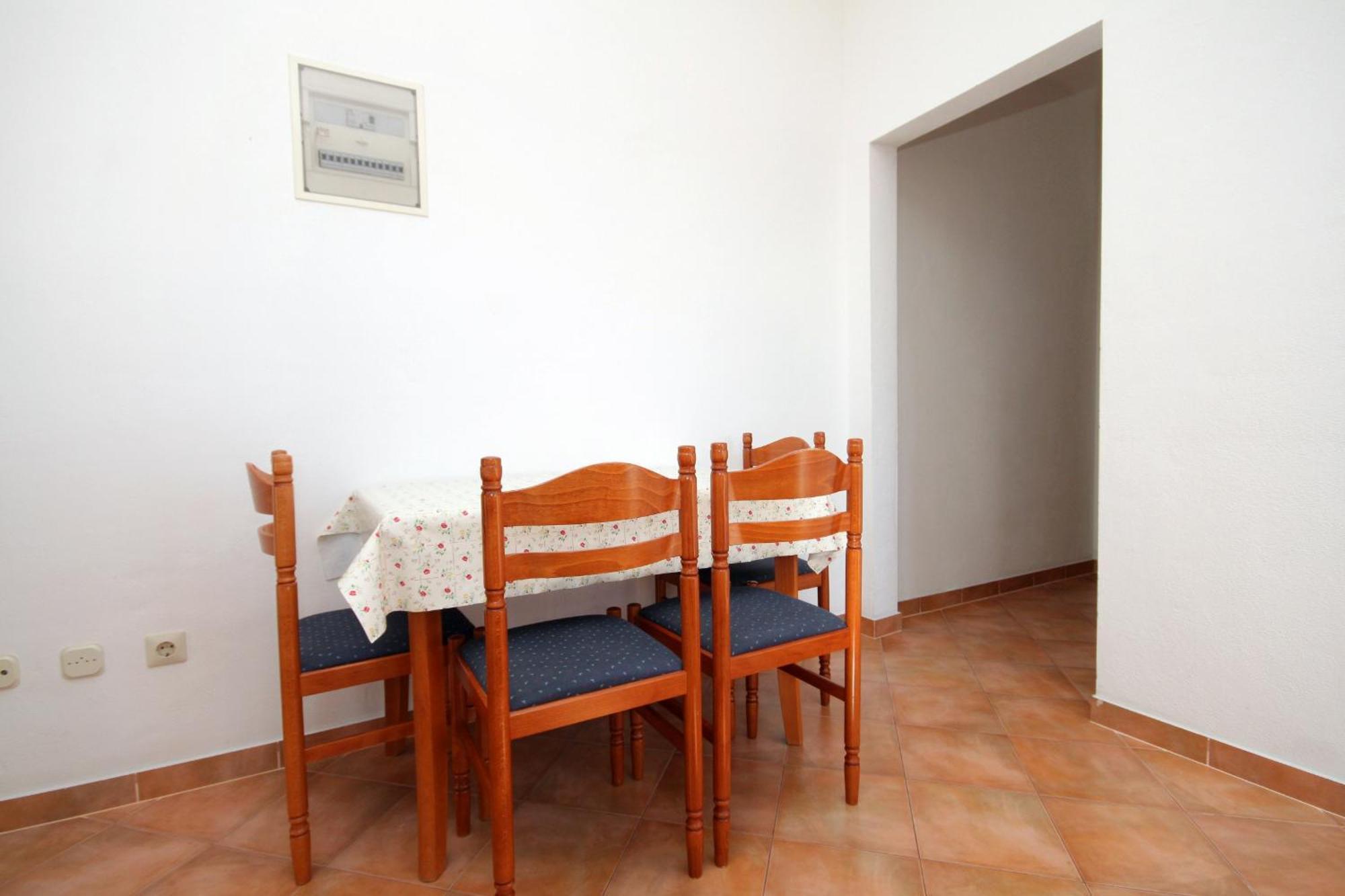 Apartments With A Parking Space Jelsa, Hvar - 8765 Єлса Номер фото